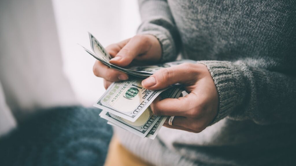 financial exercise pay cash